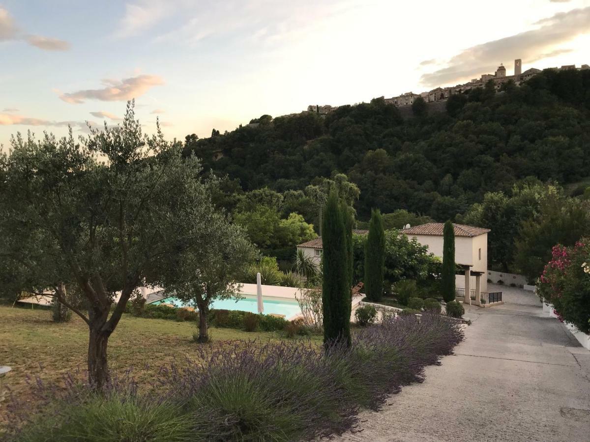 Bastide Nomade - Guest House Saint-Paul-de-Vence Bagian luar foto